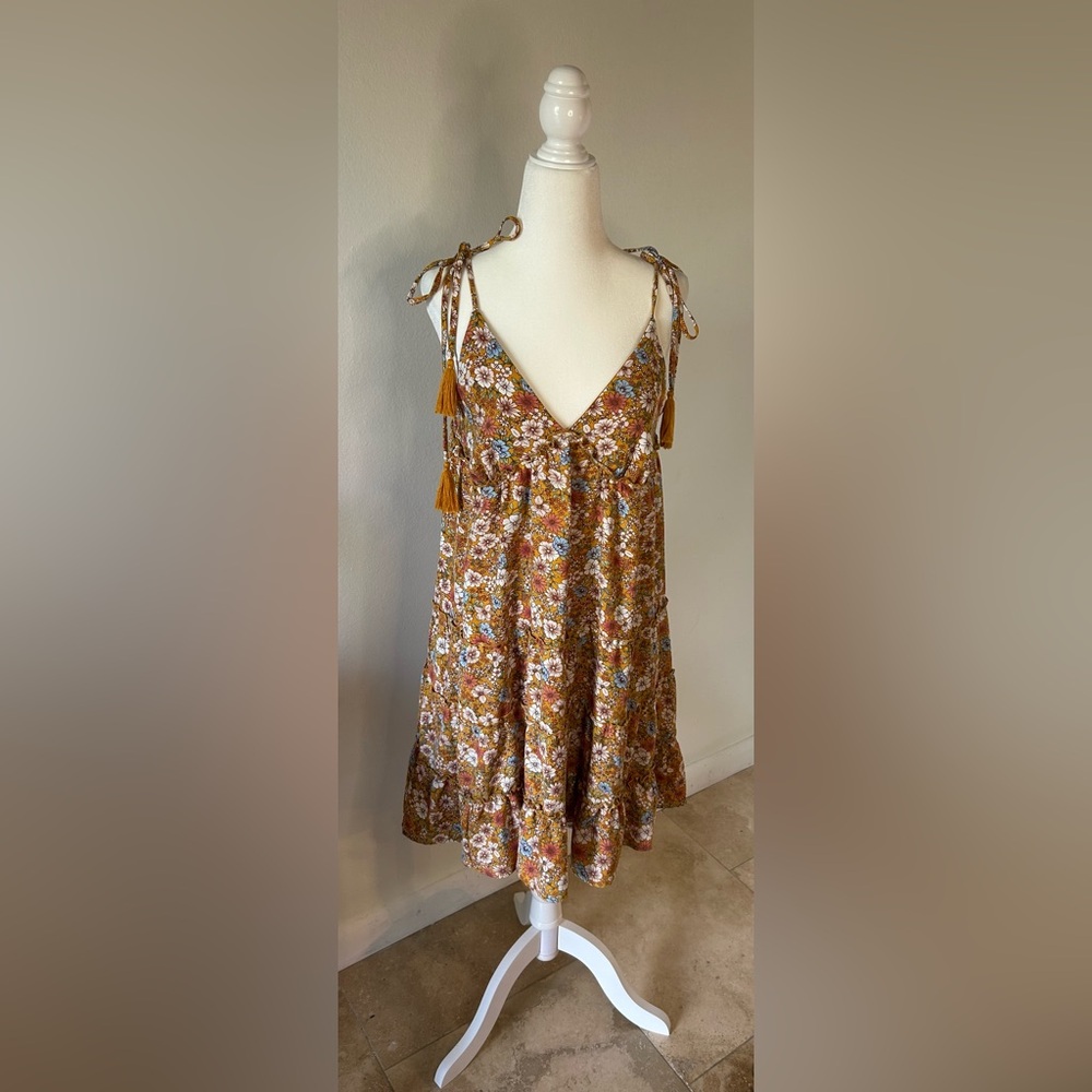 {No Comment NY LA} Floral V-Neck Dress with Tassels